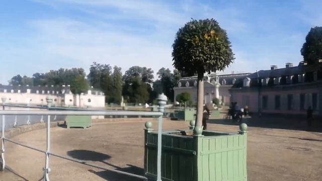 Schloss Benrath, Düsseldorf... #alemania #TriskelStudio смотреть онлайн