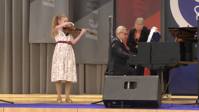 "Песня Черного Лебедя" Э. Вила-Лобос смотреть онлайн