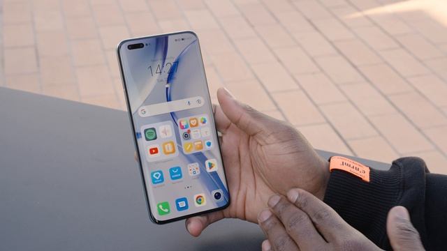 Honor Magic5 Pro Hands On Review: A Strong Galaxy S23 Competitor смотреть онлайн