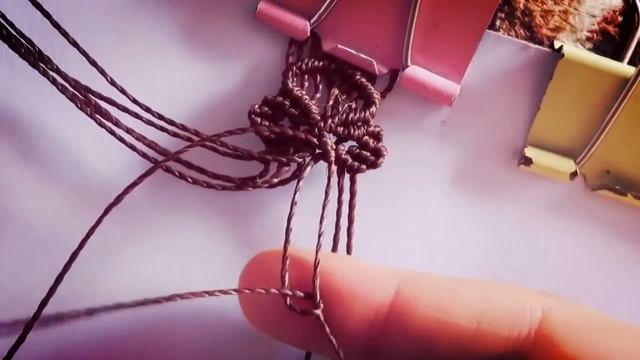 Tutorial pulseira folha de macrame passo a passo by Criativa e Natural смотреть онлайн