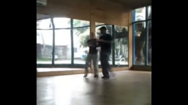 Emily Watson School of Dance "Salsa Dominicana" смотреть онлайн