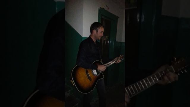 в подъезде.mp4 смотреть онлайн