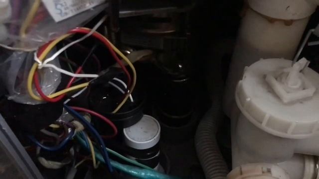 Не работает отжим. Ремонт стиральной машины смотреть онлайн