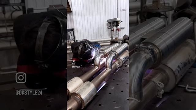 Процесс установки гельмгольцев на FORD RAPTOR смотреть онлайн