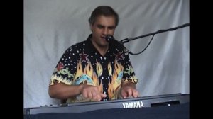 Игра на синтезаторе YAMAHA PSR 510 Попури .