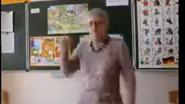 Чувак это рэпчик(20 школа)Версия 2 смотреть онлайн