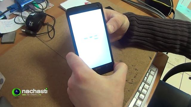 Как сбросить HTC One. Simple Hard reset HTC One. Простой метод смотреть онлайн