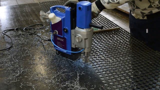 Тестирование корончатого сверла SHC55240 3Keego (tm) смотреть онлайн