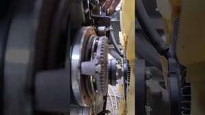 Daf 106 / xf euro 6 замена  ремня генератора Даф