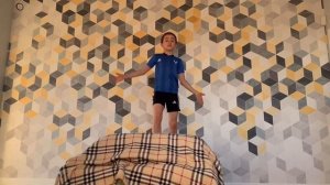 Как научиться прыгать фляк за 5 минут в домашних условиях ?!?!?!??????