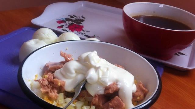 Закуска Яйца Фаршированные Тунцом Подача как Грибы Рецепт