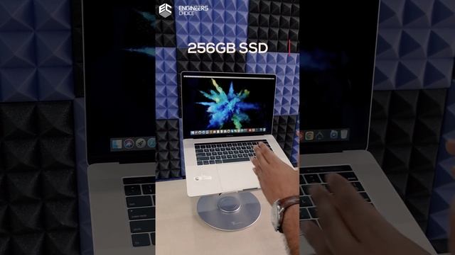 #apple #macbookpro 2018 /core I7 /16gb /256 Or 512SSD /4GB #graphics #vedioediting #animation