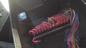 СОБОЛЬ 4Х4. Установка второй АКБ. Реле развязки АКБ " УРА 400"