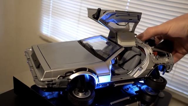 Custom Floating Hovering Diamond Select 1/15 Scale Back to the Future II DeLorean!!! смотреть онлайн