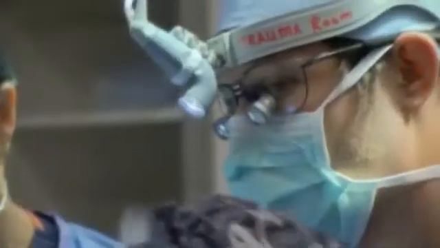 Paraplegic woman feeded by Robotic arm controlled by the mind
