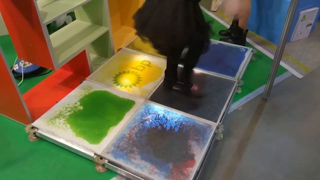 Живая плитка на выставке в ленэкспо смотреть онлайн