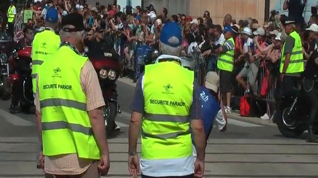 Парад машин Ле Манс .Parade de voitures Le Mans - часть 1 смотреть онлайн