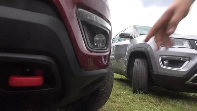 JEEP COMPASS TD: LIMITED 19" vs. TRAILHAWK 17". COMPORTAMIENTO EN ARENA. AUTO AL DÍA. смотреть онлайн