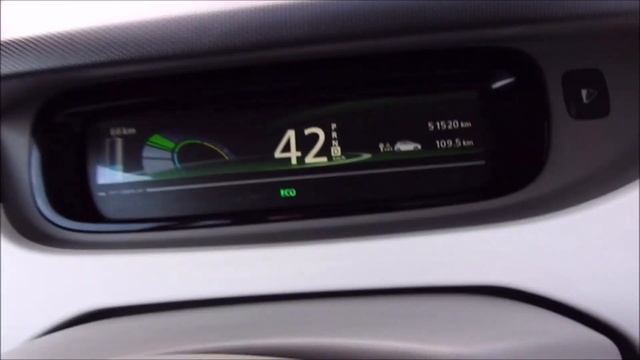 Renault ZOE – обзор электромобиля, запас хода смотреть онлайн