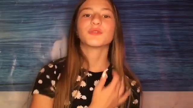 Мои школьные дневники// как я училась? Мои оценки. смотреть онлайн