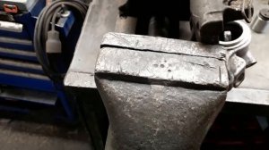 MAZDA 3  РЕМОНТ ЗАДНИХ ТОРМОЗНЫХ СУППОРТОВ