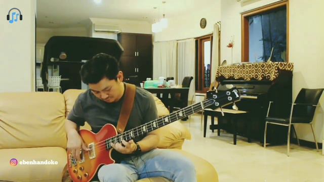 Gibson Les Paul bass смотреть онлайн