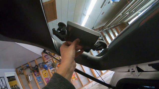 LastHumansTech: Mojipic's Voice Controlled Emoji Display! смотреть онлайн