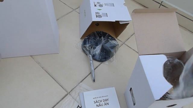 Đập hộp máy ép trái cây Hurom HAA-BBE17 смотреть онлайн
