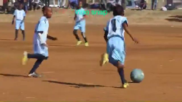 BEST SKILLS IN FOOTBALL : SEE THESE KIDS FROM KENYA смотреть онлайн