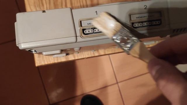 Отбеливание пожелтевшего пластика на PlayStation смотреть онлайн