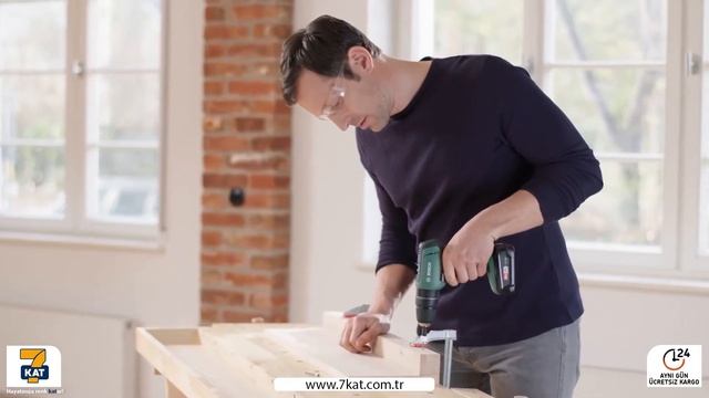 Bosch UniversalImpact 18V - 1.5 Amper Tek Akülü Darbeli Matkap - 06039C8100