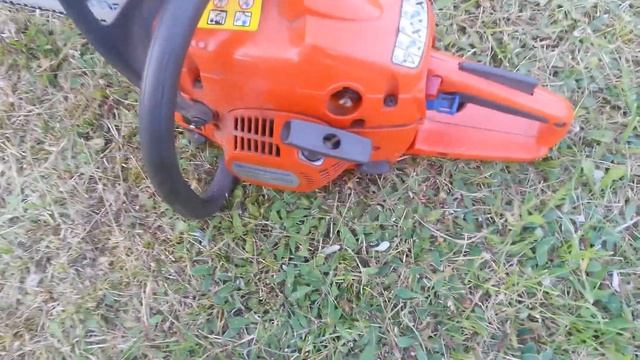 Как заводить китайскую бензопилу Husgvarna 240 e series смотреть онлайн