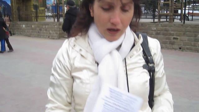 Раздача листовок на улице в Сочи смотреть онлайн