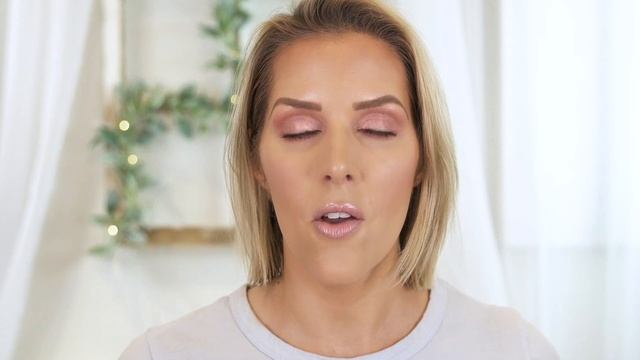 THE NEW ETHEREAL GLOW TIME BLUSH/HIGHLIGHT STICKS FROM JANE IREDALE! SWATCHES/DEMO смотреть онлайн