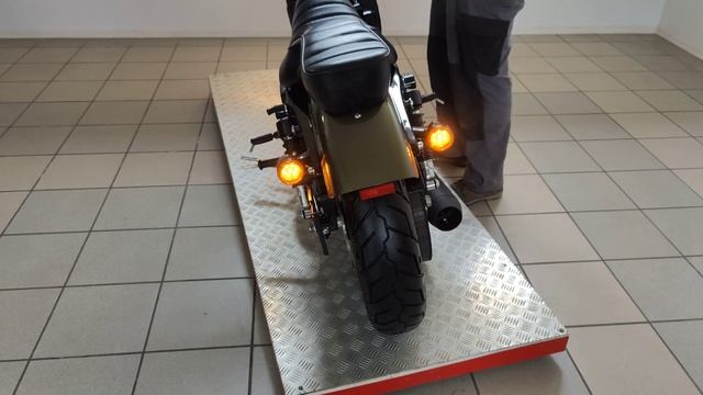 HARLEY-DAVIDSON XL 883 IRON (3199) смотреть онлайн