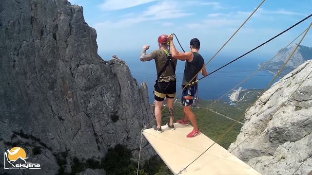 Женя Ильяс-Кая, прыжок с верёвкой Крым Skyline-xteam смотреть онлайн