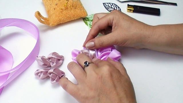 How to Make Flowers - Tutorial for Beginners | DIY kanzashi flowers ribbon tutorial смотреть онлайн