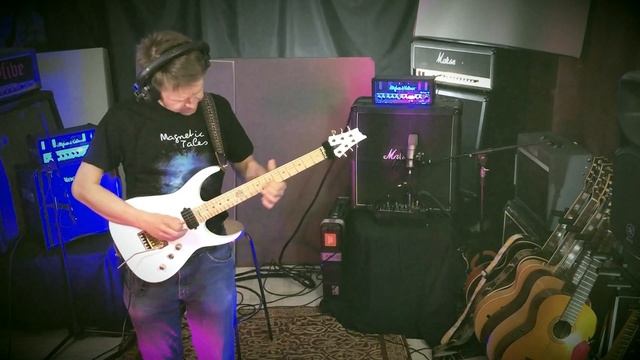 Happy Island - Studio LIVE смотреть онлайн