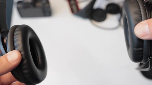 The Cheapest Studio Monitor Headphones on Amazon (Review) смотреть онлайн