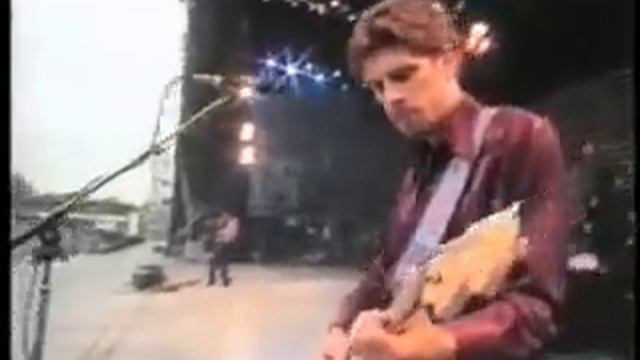 Alanis M. - Wake Up @ Prince's Trust Benefit (1996)