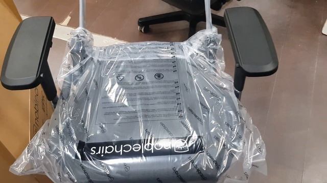 Noblechairs EPIC TX Fabric в Владивосток смотреть онлайн