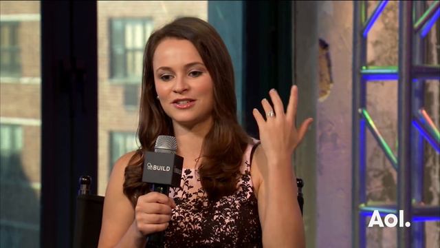 Sasha Cohen Offers A View Into Her Life And Figure Skating Career| BUILD Series смотреть онлайн