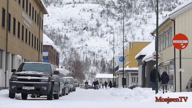 Petter Dass på en lørdag смотреть онлайн