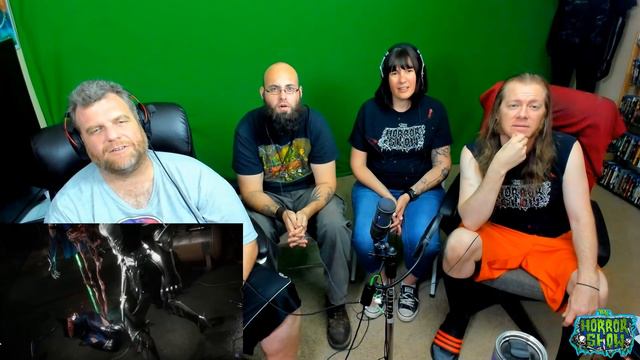 Reacting to All "Mortal Kombat 11" Fatalities and Friendships - The Horror Show смотреть онлайн