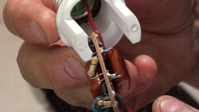 Светодиодная лампа Eurolamp A60 11W-E27-2700К смотреть онлайн