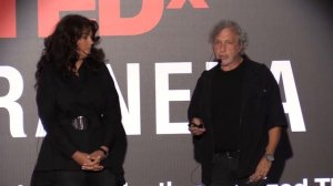 Хищник Нежность. Встречи с китами/ Predator Tenderness | ALEXANDER and NICOLE GRATOVSKY | TEDxRANEPA