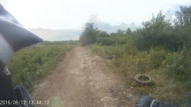 Воблинг и падение на кроссовом треке. смотреть онлайн