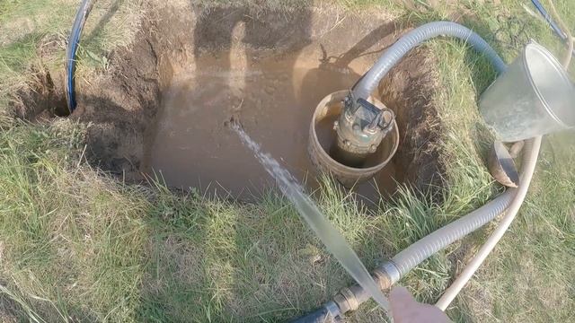 Скважина посреди чистого поля. Казань Пестрецы смотреть онлайн
