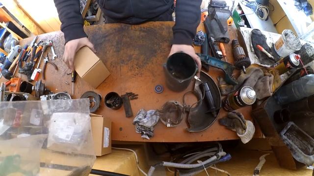 УШМ Makita GA9020 / Как поменять якорь и статор смотреть онлайн