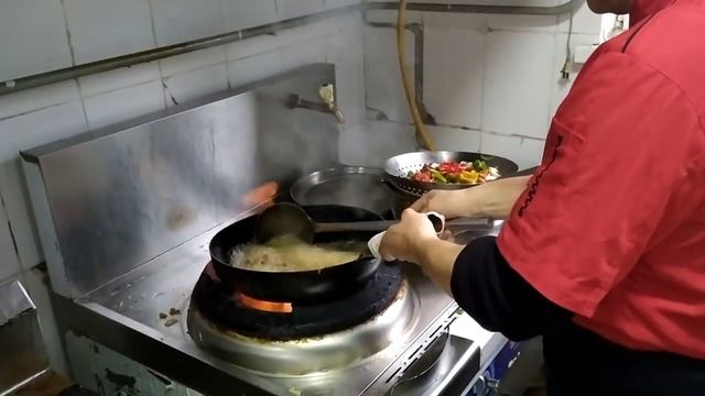 ДУНГАНСКАЯ КУХНЯ В ГОРНОМ ГИГАНТЕ? смотреть онлайн